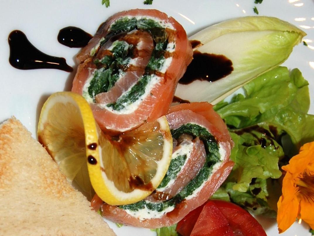 Waldhotel & Restaurant Bergschlosschen Hetzdorf Экстерьер фото